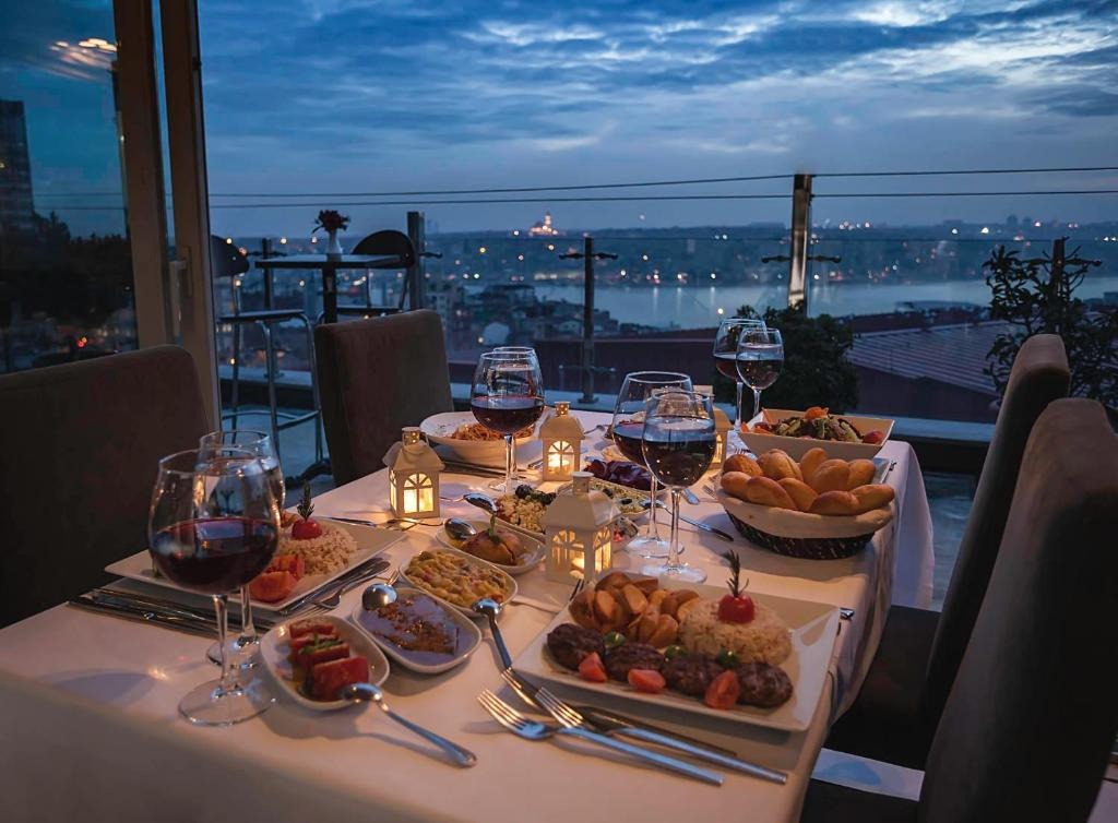 هتل ترویا استانبول